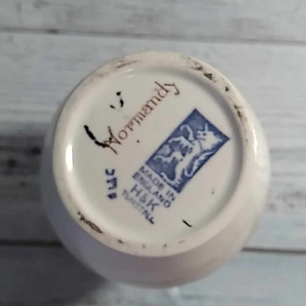 Vintage H&K Tunstall England 🇬🇧 Noramdy vase